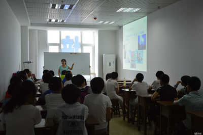 搭建藝術(shù)橋梁，啟迪智慧心靈——記太原啟智源文化藝術(shù)培訓(xùn)學(xué)校文化交流活動